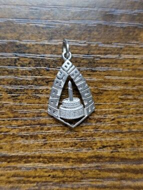 Vintage Sterling Silver Beau B Happy Birthday Cake Cute Small Charm Beaucraft